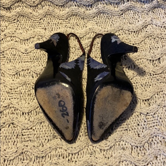 Ladies PRADA RUNWAY Blue Floral velvet Heels - Picture 3 of 5